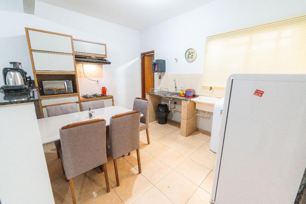 Apartamentos 2 Qtos C/Suite ,Cozinha Completa, Wi-Fi 1Giga, Jr Catito Brasília Eksteriør bilde