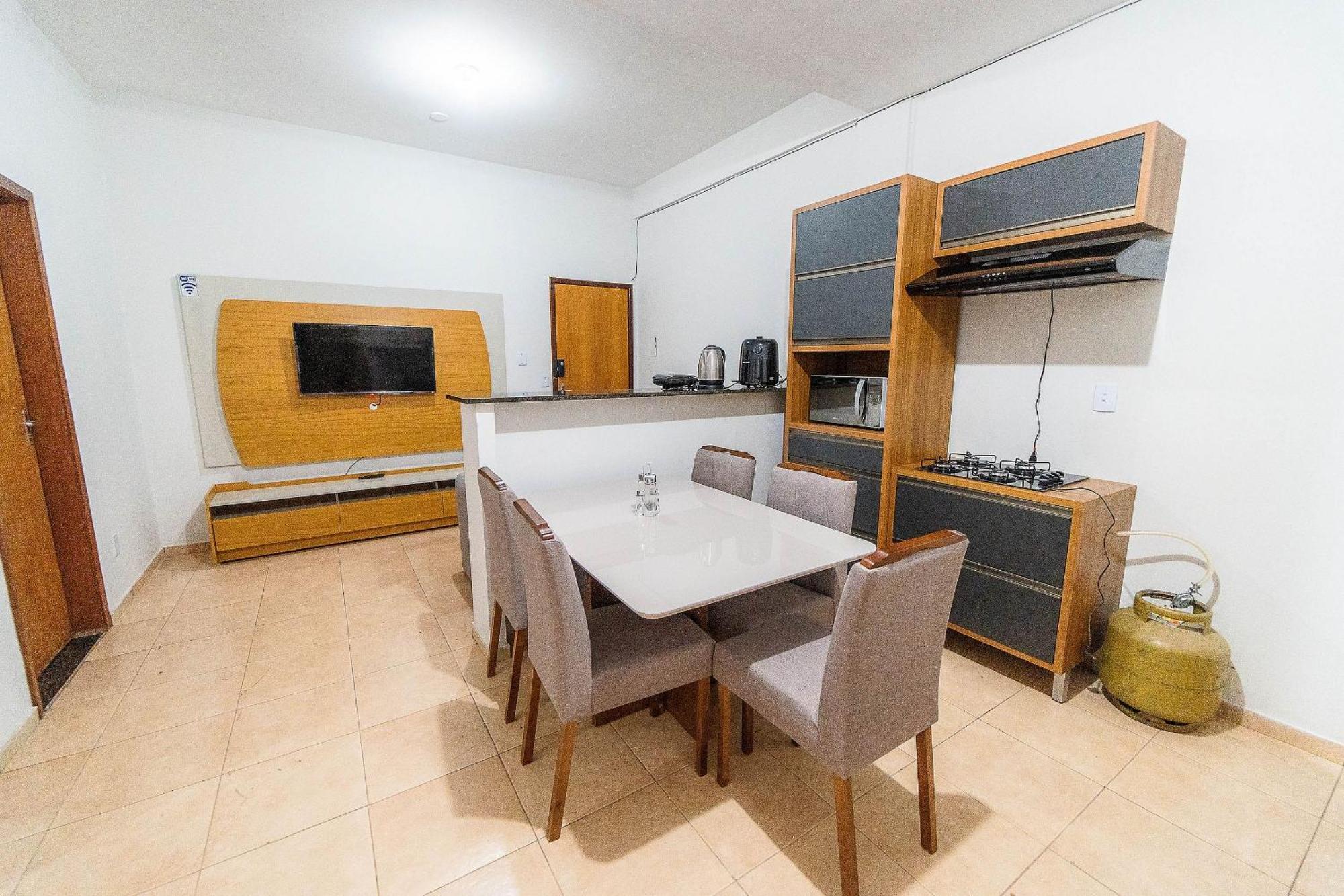 Apartamentos 2 Qtos C/Suite ,Cozinha Completa, Wi-Fi 1Giga, Jr Catito Brasília Eksteriør bilde